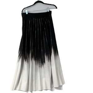MORCEL MOSSIMO black & white ombré pleated midi skirt size 10